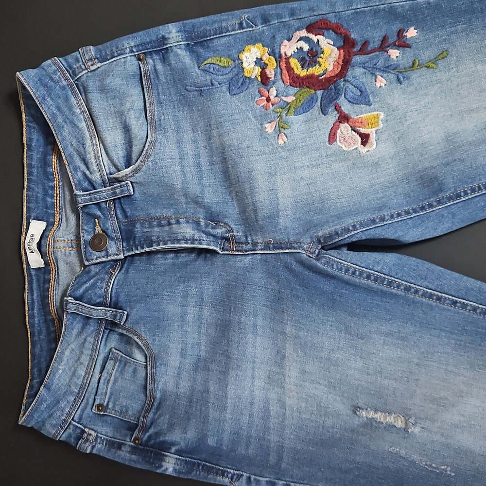 Kensie Denim Skinny Jeans with Floral Accents